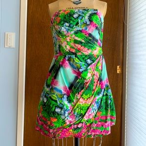 Strapless dress
